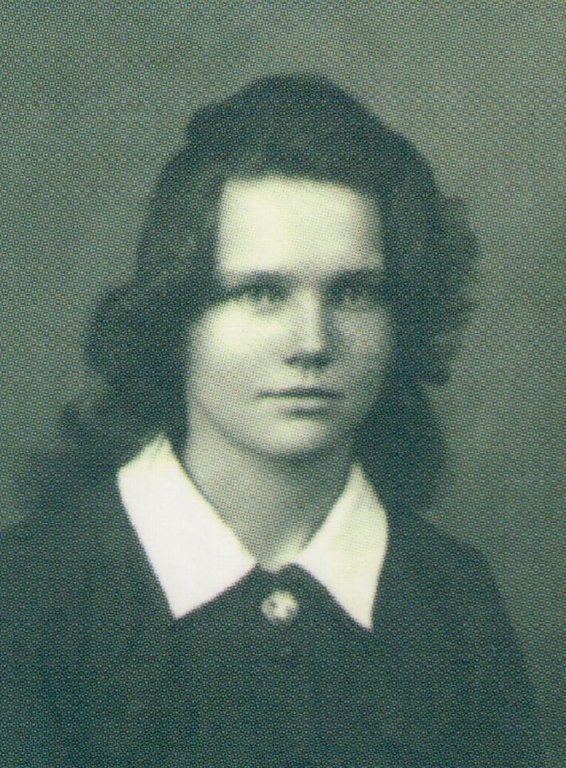 Marta Vitrupe (dz. Legzdiņa, prec. Krūmiņa)